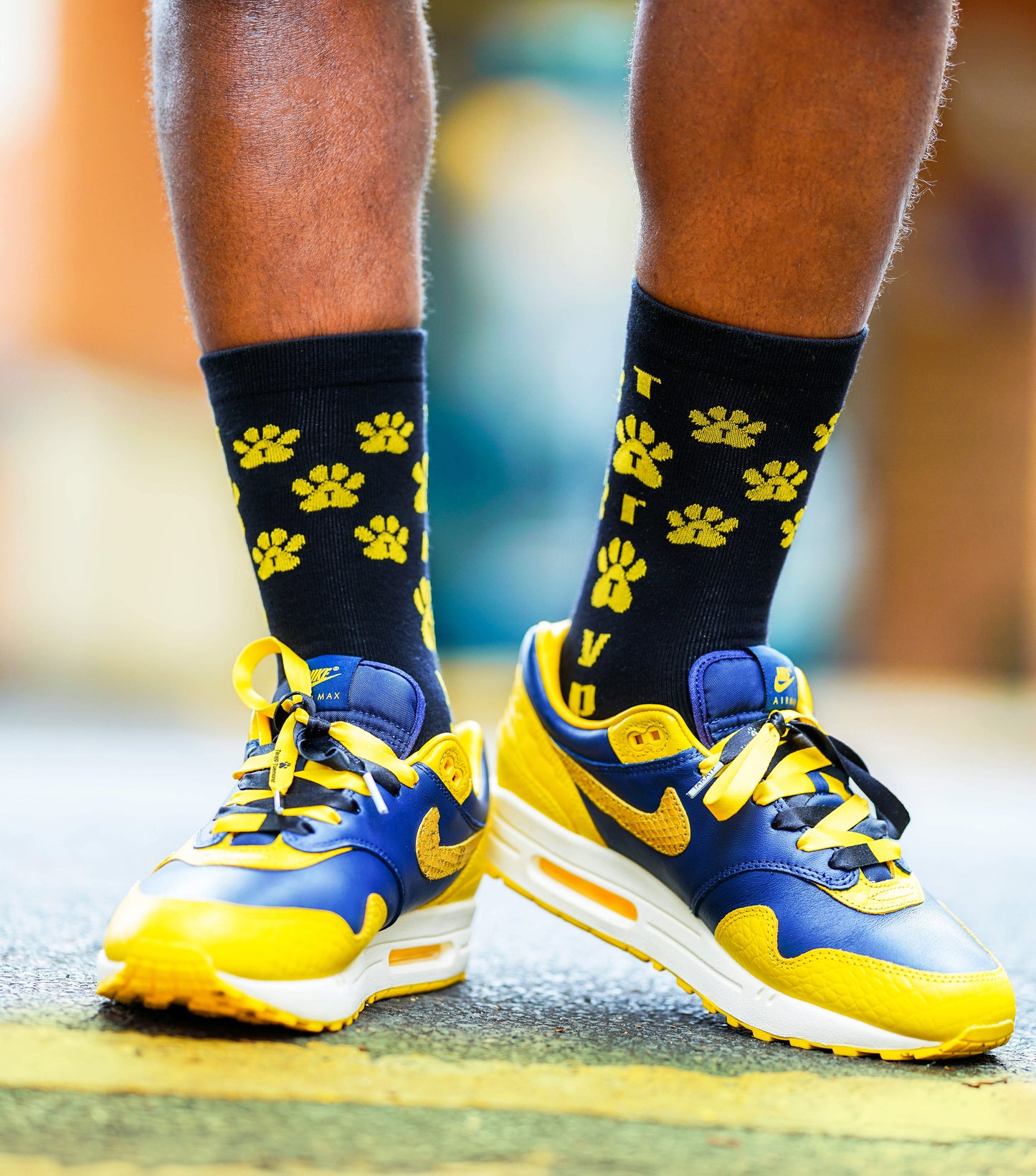 Mur-Yellow Socks